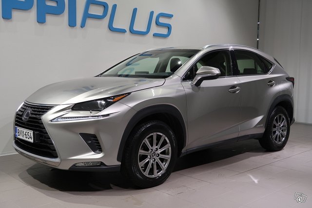 Lexus NX 6