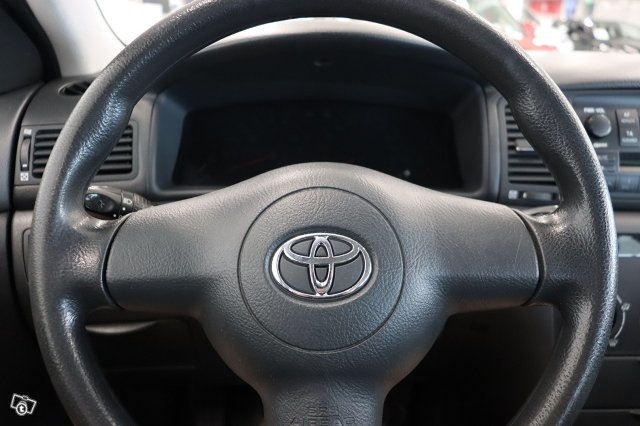 Toyota Corolla 17