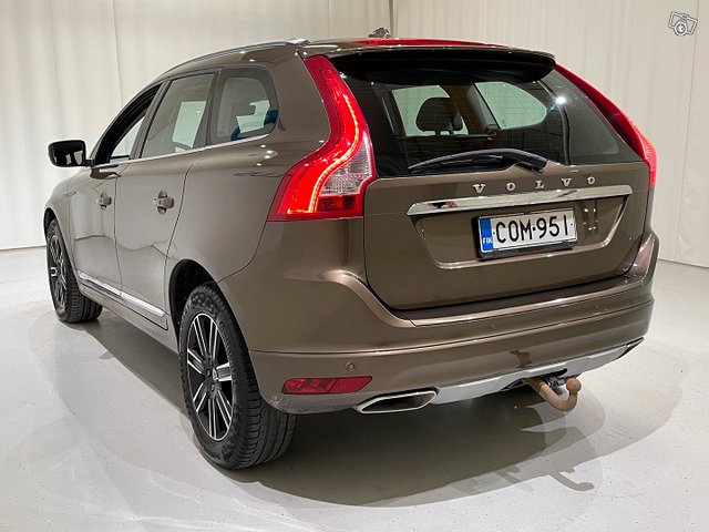 Volvo XC60 6