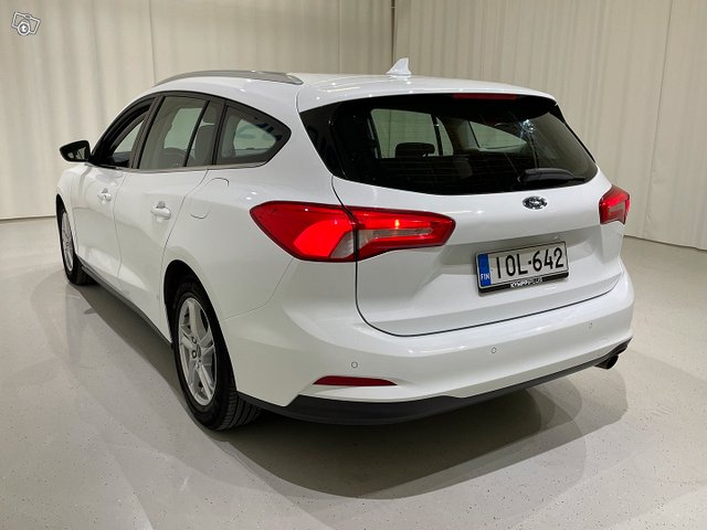 Ford Focus 6