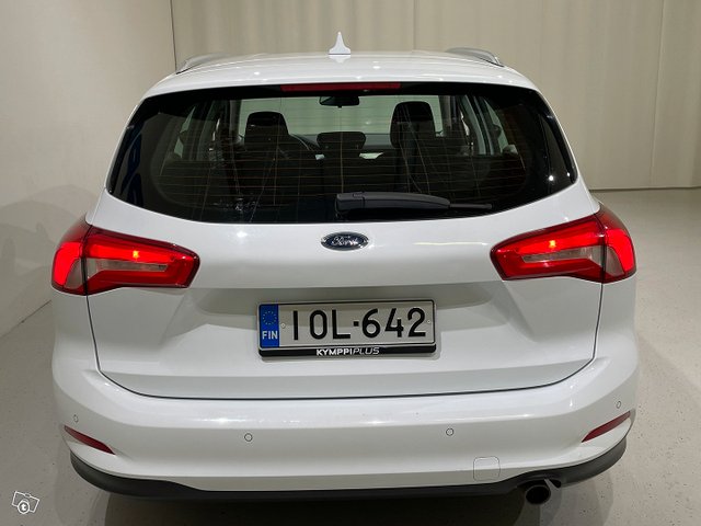 Ford Focus 7