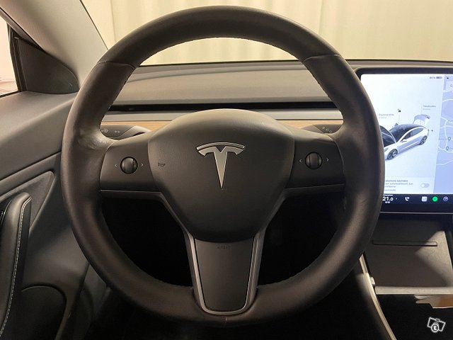 Tesla Model 3 15