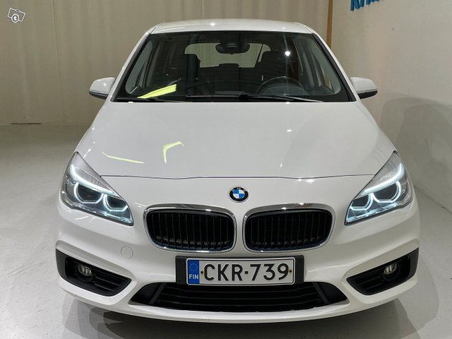 BMW 216 5