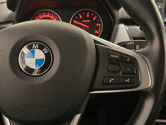 BMW 216 17