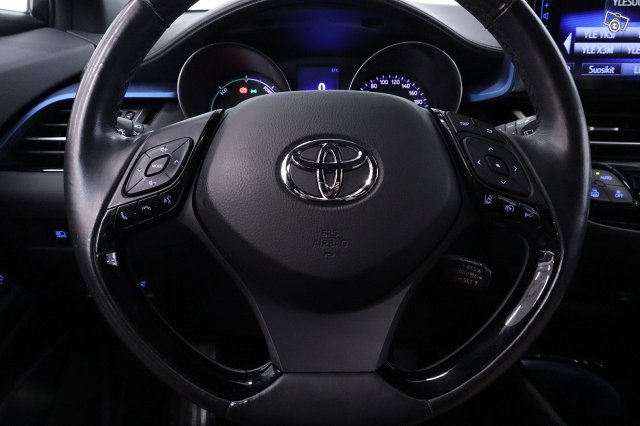 Toyota C-HR 16