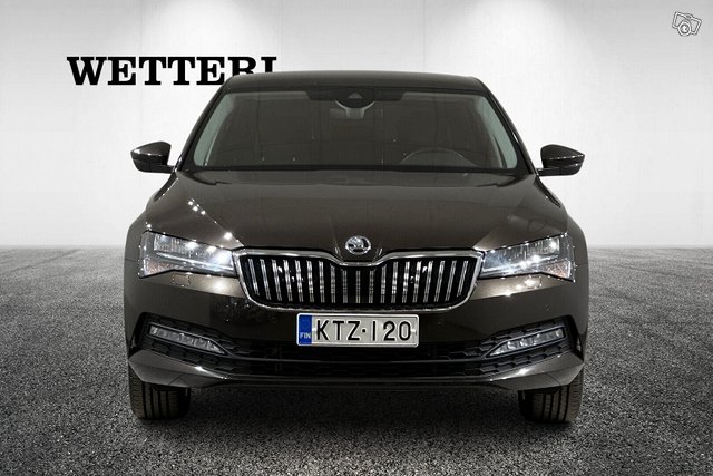 Skoda Superb 2