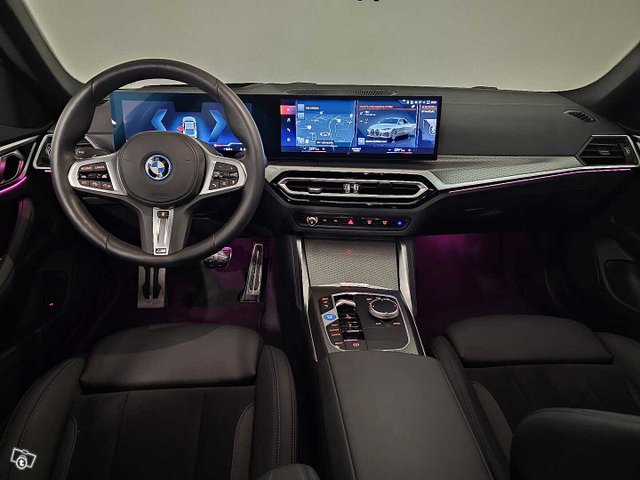 BMW I4 11