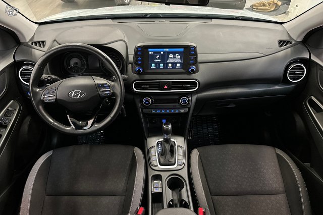 Hyundai KONA 7