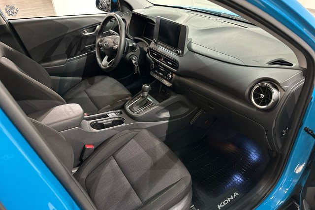 Hyundai KONA 9