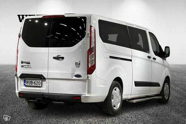 Ford Transit Custom 4