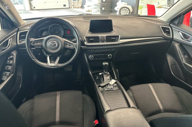 Mazda Mazda3 9