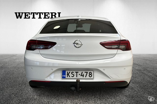 Opel Insignia 4