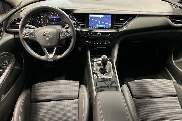 Opel Insignia 7