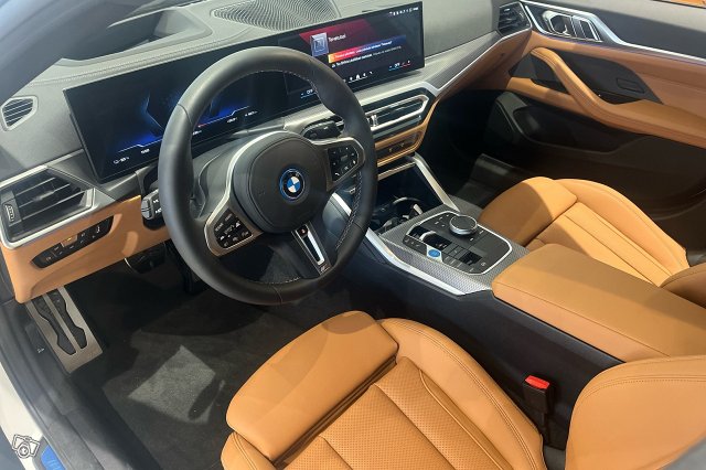 BMW I4 8