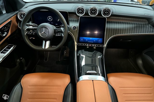 Mercedes-Benz GLC 7