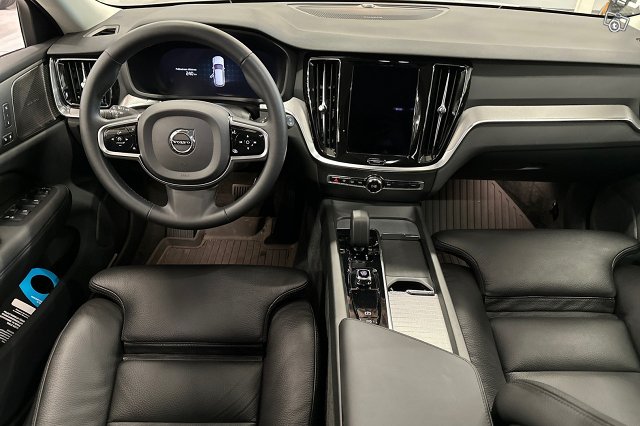 Volvo V60 7