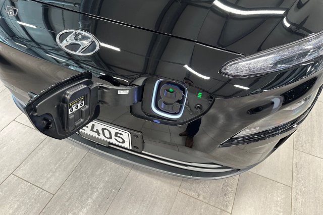 HYUNDAI KONA 19