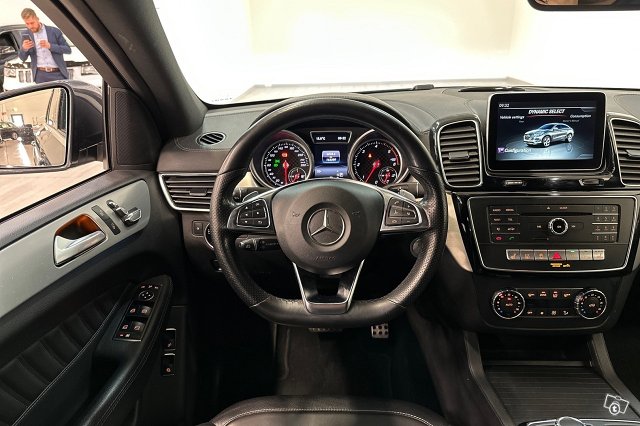 Mercedes-Benz GLE 15