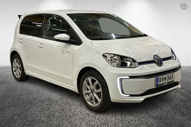 VOLKSWAGEN E-UP 5