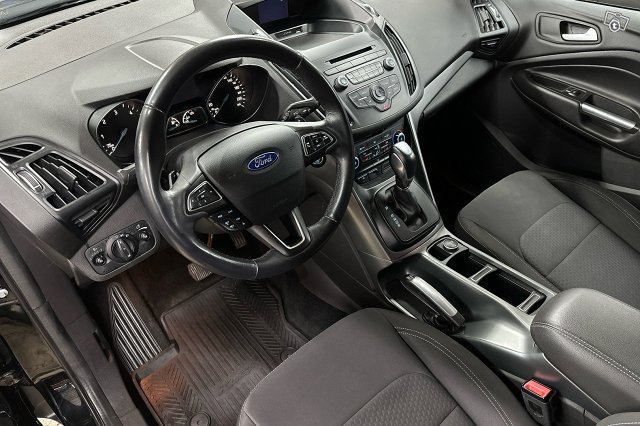 Ford Kuga 8