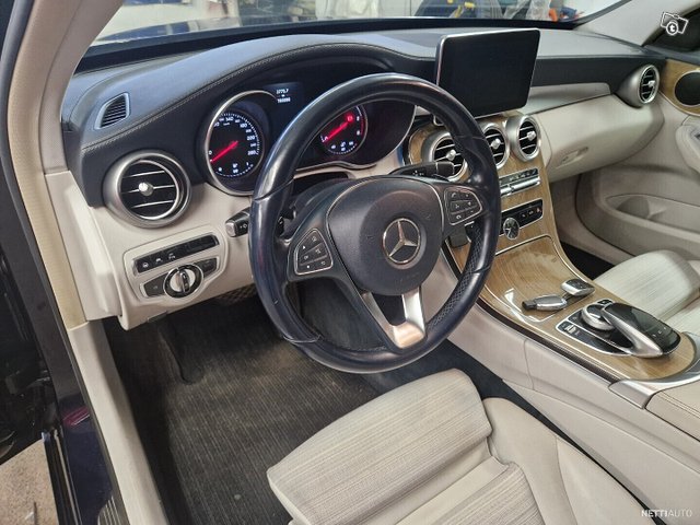 Mercedes-Benz C 6