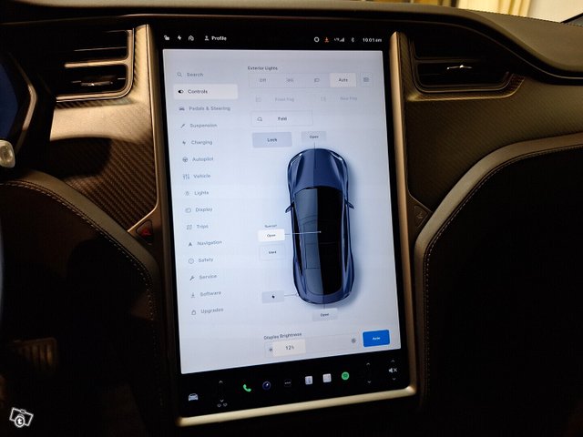 Tesla Model S 15