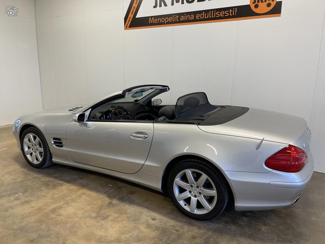 Mercedes-Benz SL 4