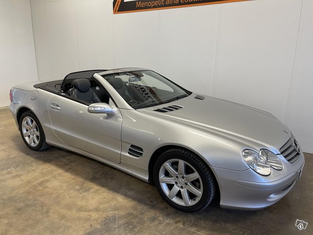 Mercedes-Benz SL 25