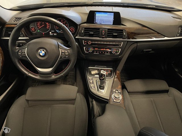 BMW 320 9