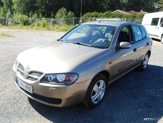 Nissan Almera 2