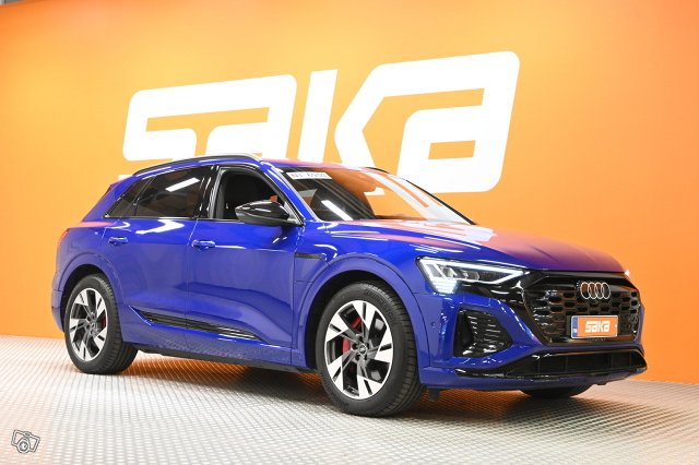 Audi Q8 E-tron