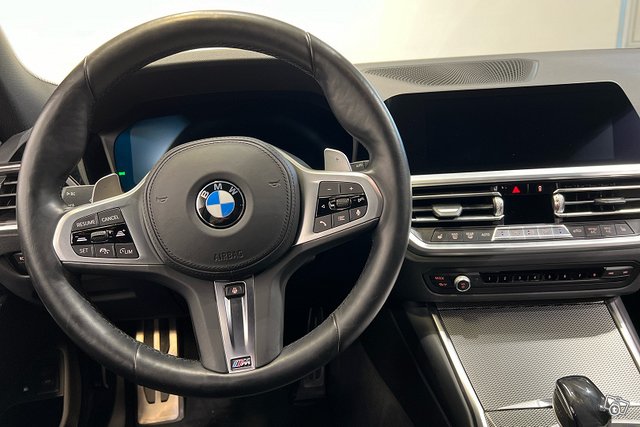 BMW 3-SARJA 18
