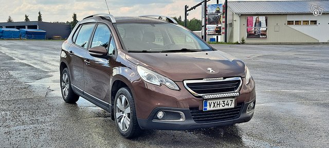 Peugeot 2008 4