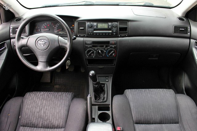 Toyota Corolla 18