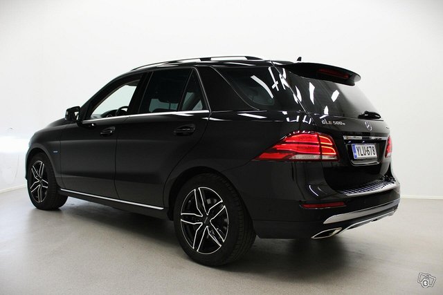 Mercedes-Benz GLE 2