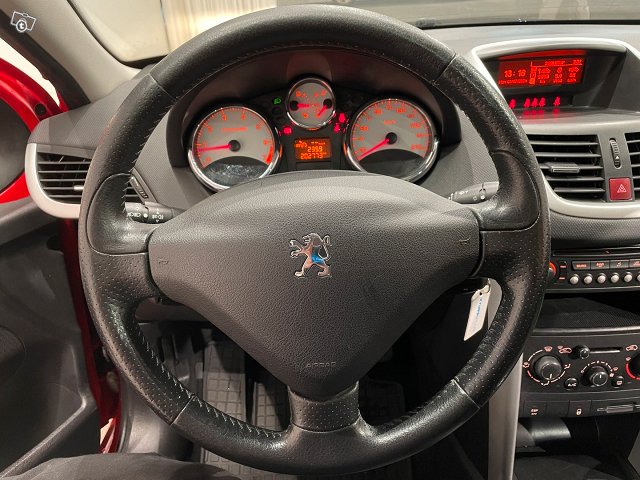 Peugeot 207 19