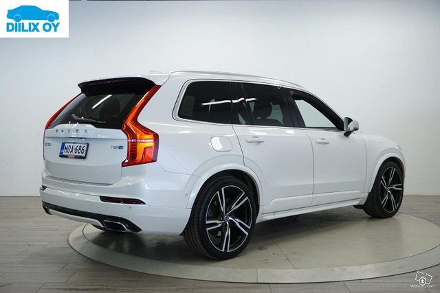 Volvo XC90 9