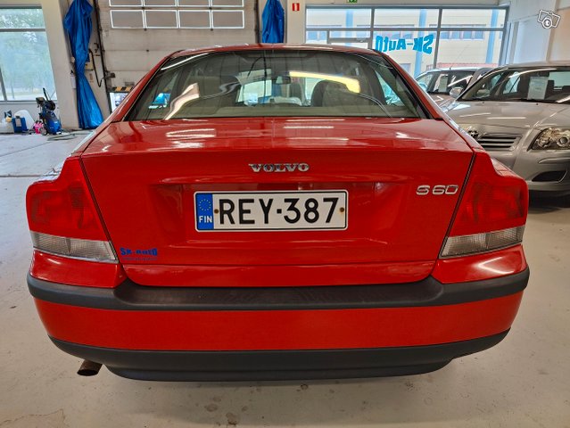 Volvo S60 6