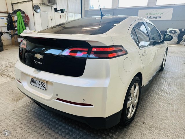 Chevrolet Volt 3