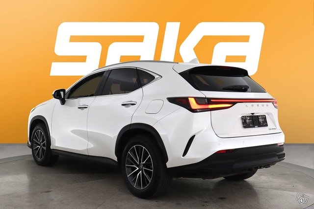 Lexus NX 5