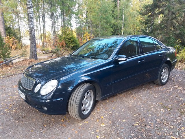 Mercedes-Benz E 280 1