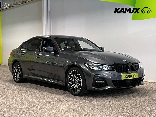 BMW 330e 1