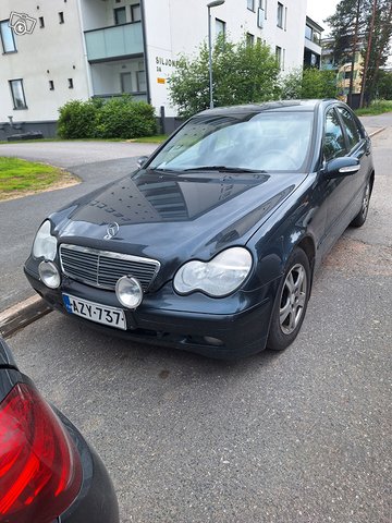 Mercedes-Benz C 180 1