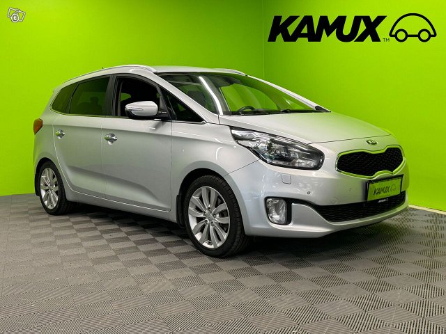 Kia Carens 1