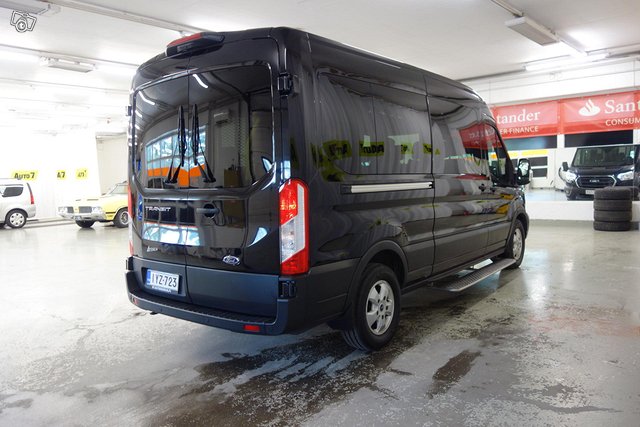 Ford Transit 19