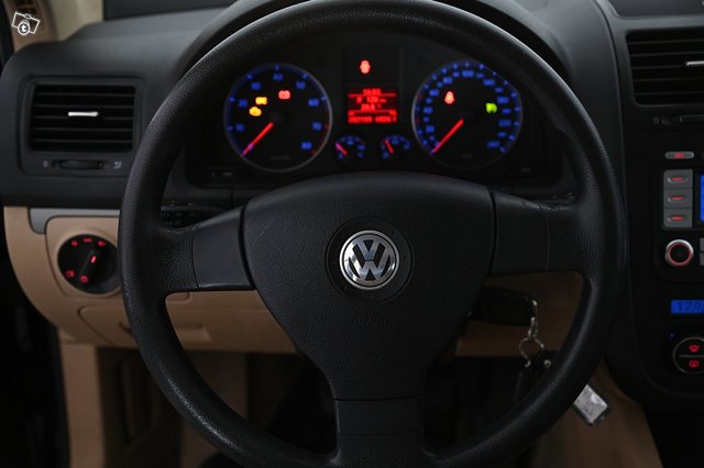 Volkswagen Jetta 18
