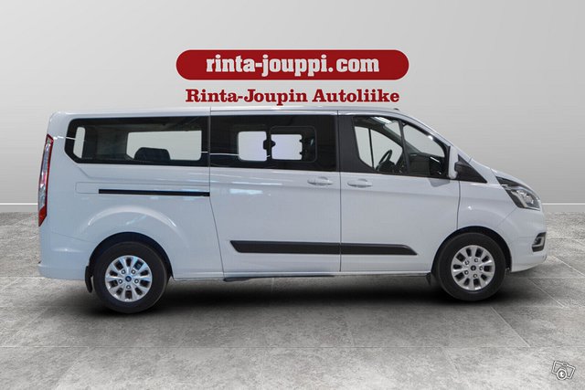 Ford Tourneo Custom 4