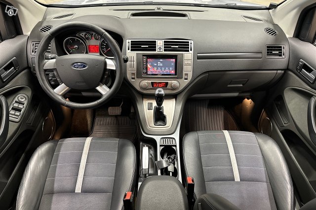 Ford Kuga 8