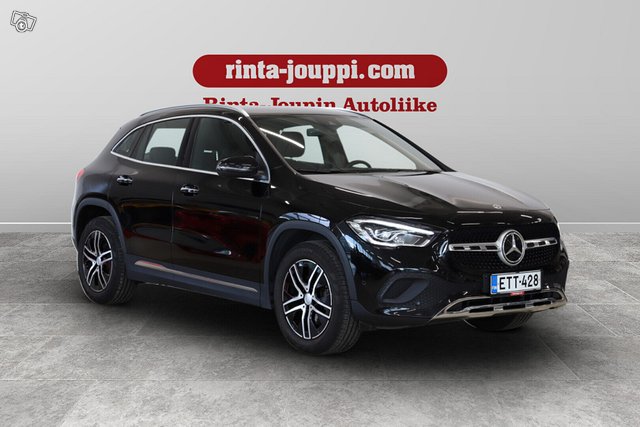 Mercedes-Benz GLA 3