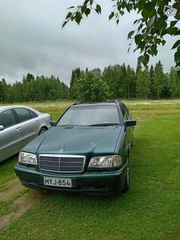 Mercedes-Benz C 180 3